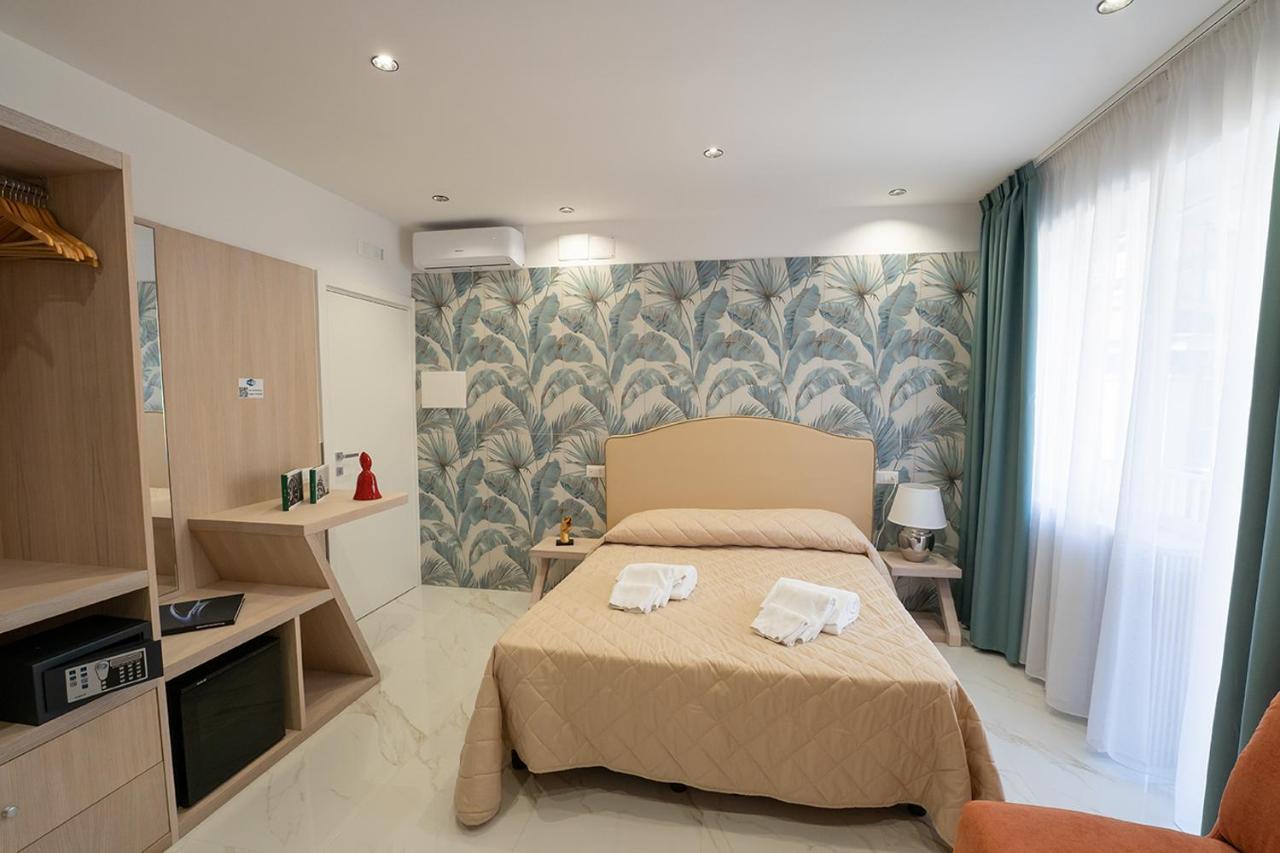 Greros H. Rooms Napoli Centro By Clapa Group Dislocated Hospitality 外观 照片