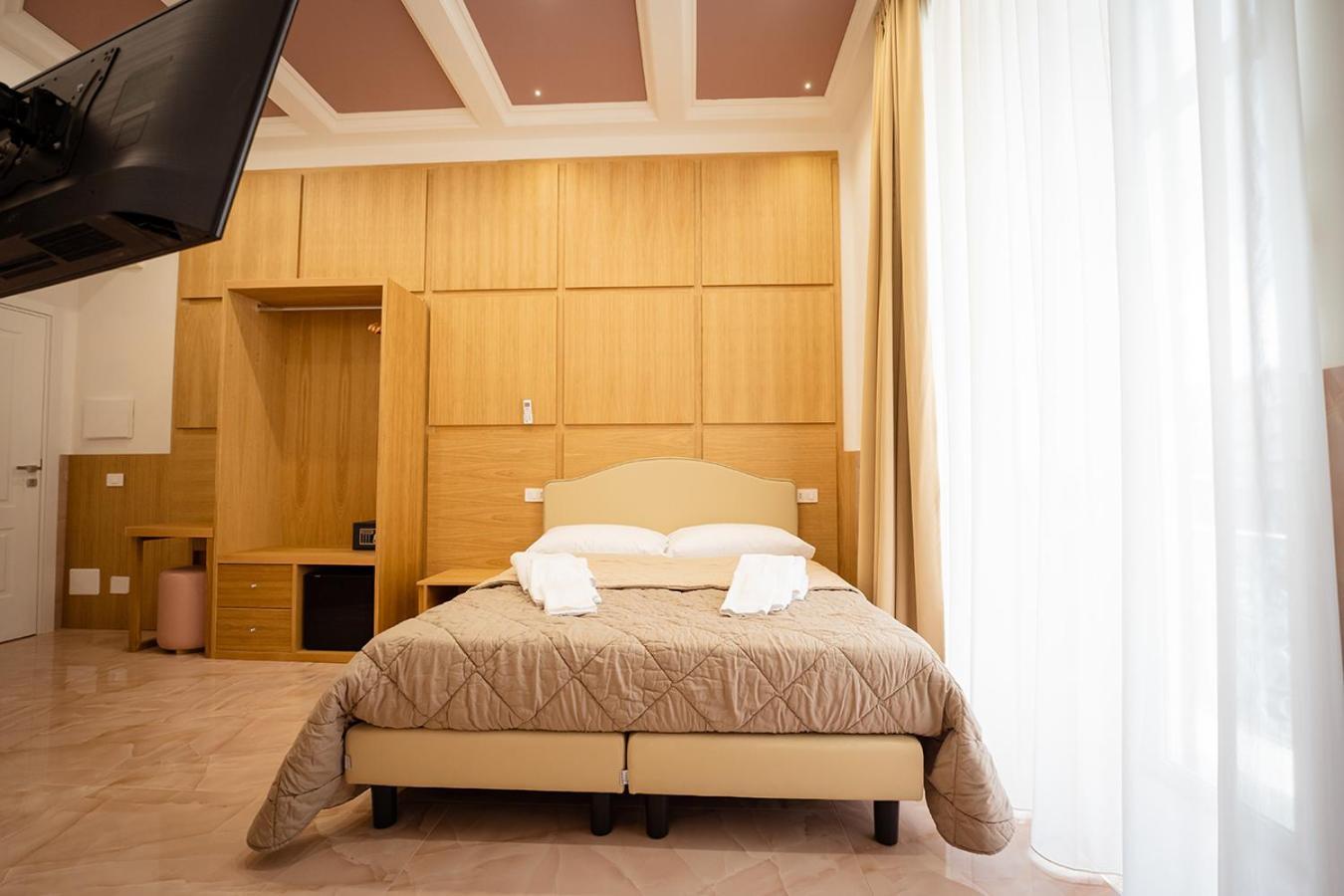 Greros H. Rooms Napoli Centro By Clapa Group Dislocated Hospitality 外观 照片