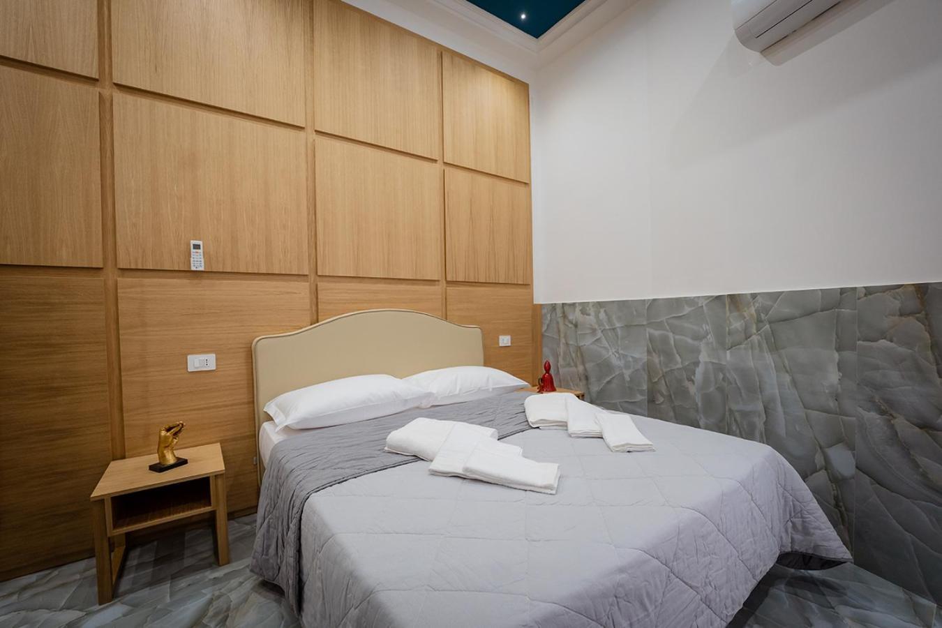 Greros H. Rooms Napoli Centro By Clapa Group Dislocated Hospitality 外观 照片