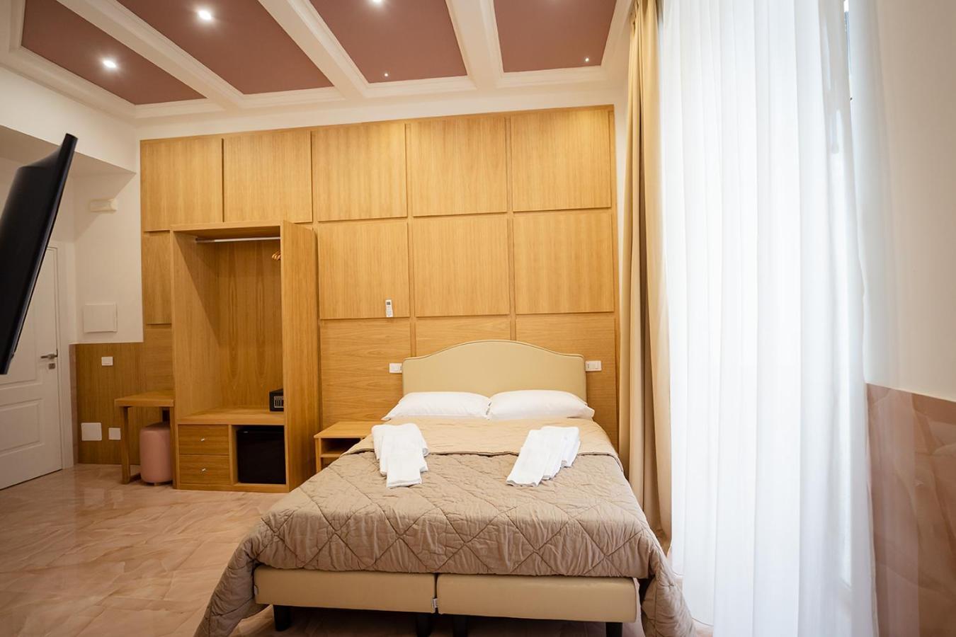 Greros H. Rooms Napoli Centro By Clapa Group Dislocated Hospitality 外观 照片