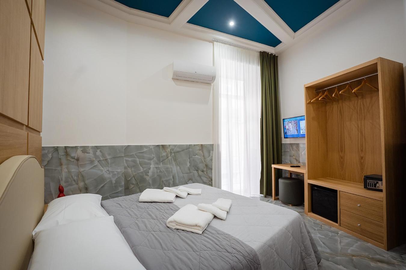 Greros H. Rooms Napoli Centro By Clapa Group Dislocated Hospitality 外观 照片